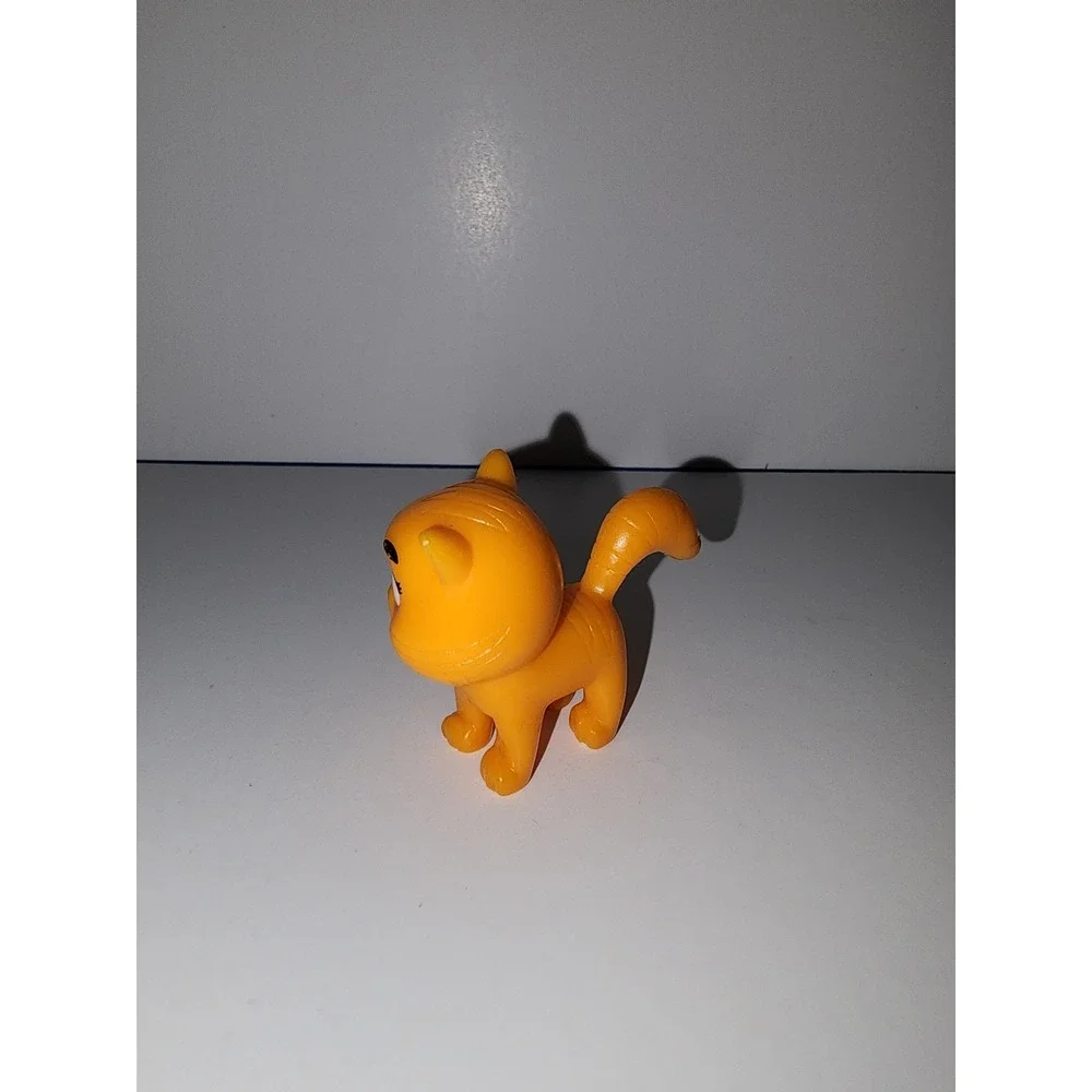 Mayor Humdinger's orange Cat Paw Patrol Replacement Toy‎